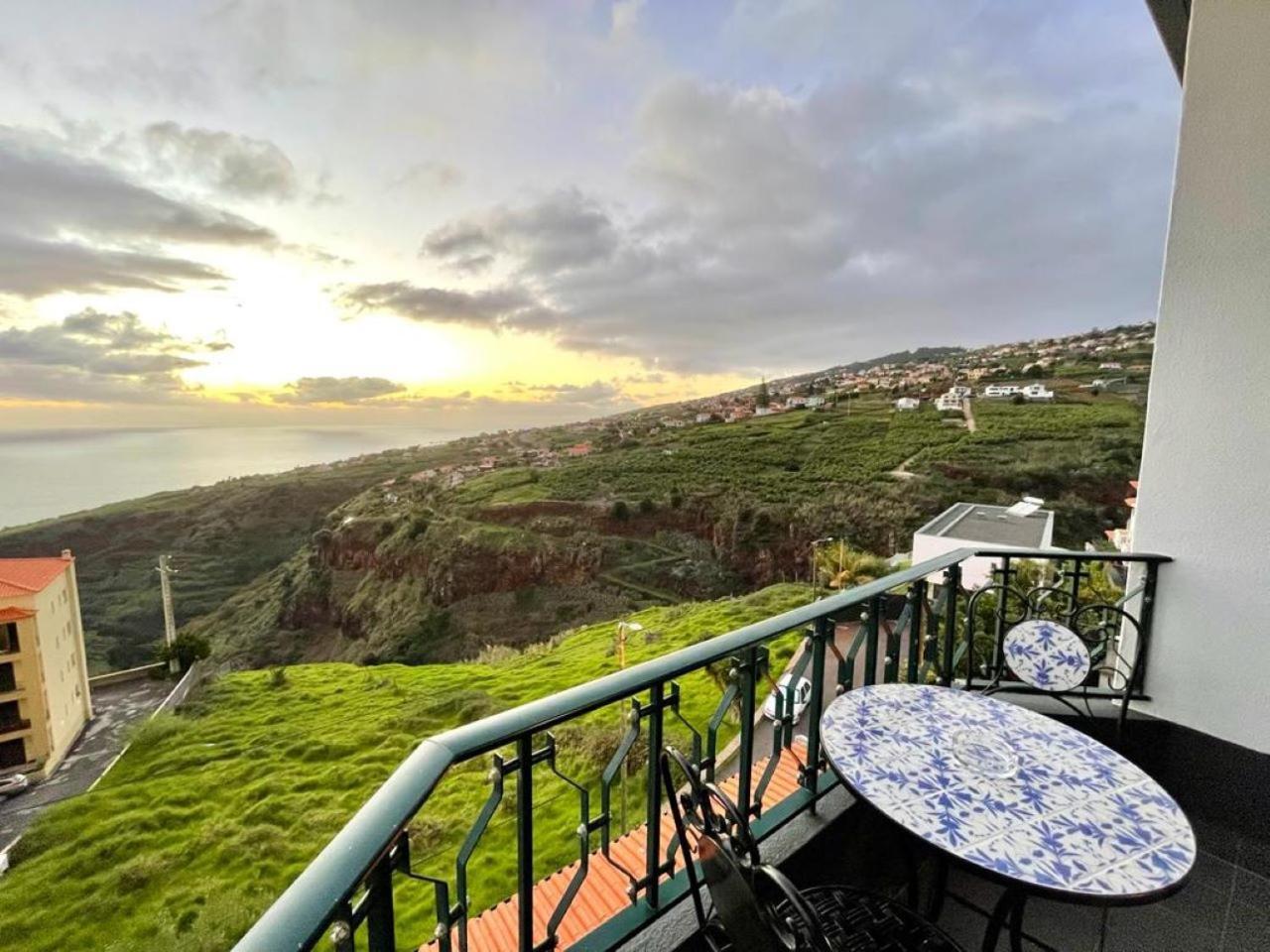 Sunset Star With Sea View Apartment Calheta  Ngoại thất bức ảnh